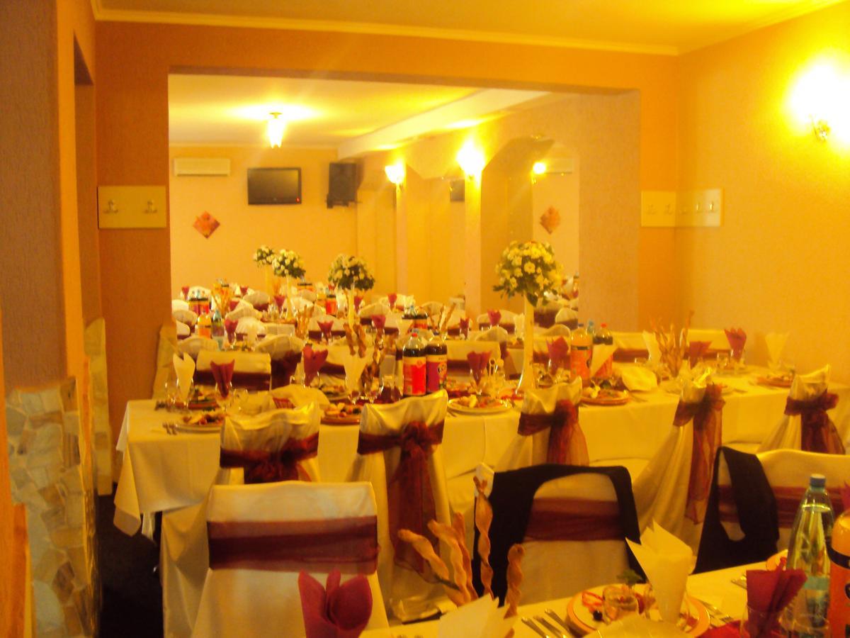 Pension Regal Satu Mare Dış mekan fotoğraf